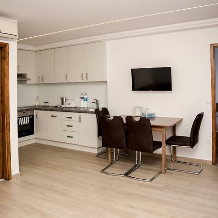 Centrum Apartman Cegléd Exterior foto